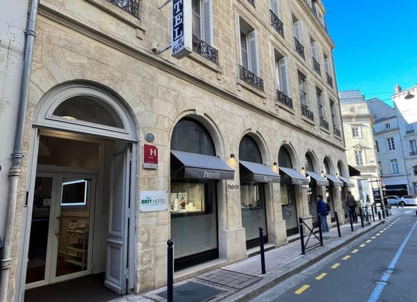 BRIT HOTEL DES GRANDS HOMMES - BORDEAUX CENTRE, Hôtel 2*, Bordeaux, Nouvelle-Aquitaine, France