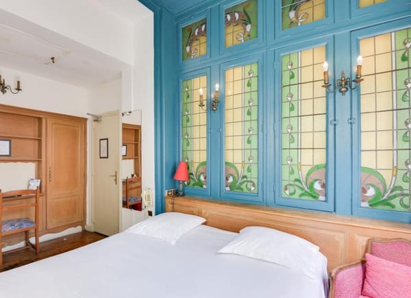 BRIT HOTEL VALENCIENNES Notre Dame, Hôtel 3*, Valenciennes, Hauts-de-France, France