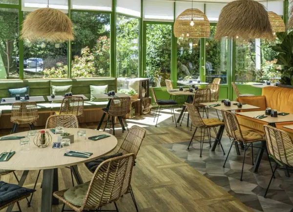 HOTEL MERCURE NIORT MARAIS POITEVIN, Hôtel 4*, Niort, Nouvelle-Aquitaine, France