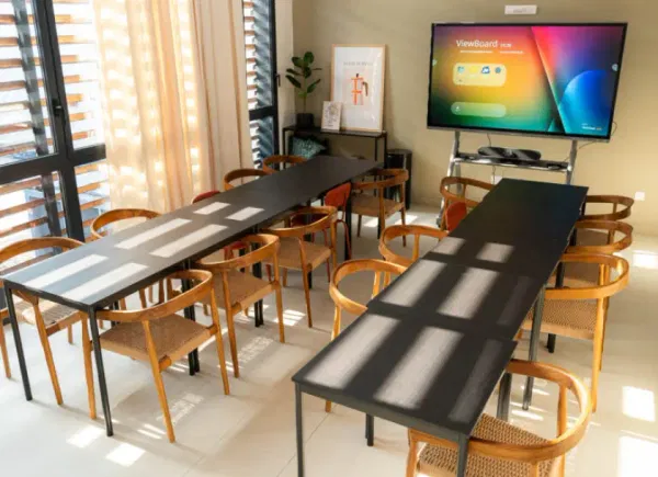 Studios 7K, Salle de réunion, Mulhouse, Grand Est, France