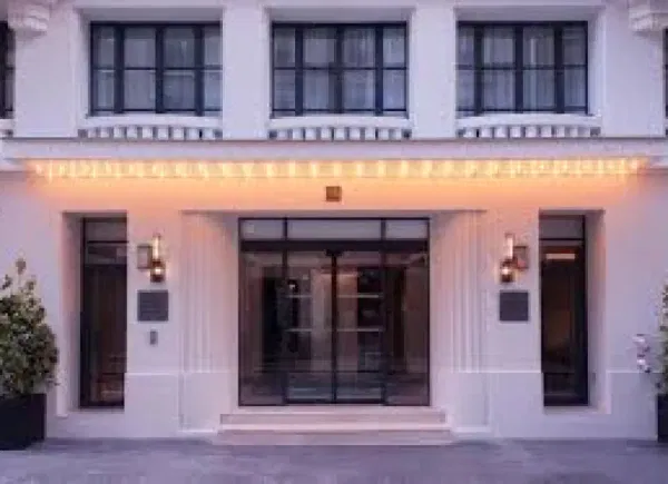 Hôtel Eiffel Blomet