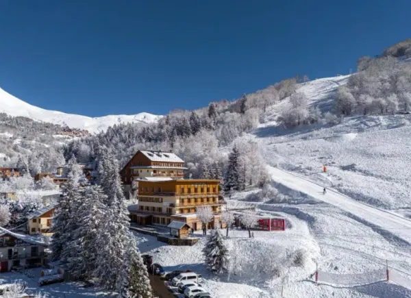 CASA MOHO SAINT FRANCOIS LONGCHAMP, Hôtel 3*, Saint-François-Longchamp, Auvergne-Rhône-Alpes, France