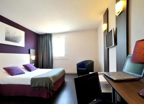 BRIT HOTEL MONTPELLIER-PEROLS - Parc Des Expositions, Hôtel 3*, Pérols, Occitanie, France