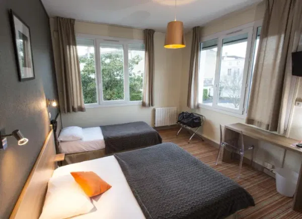 BRIT HOTEL NIORT - Du Parc, Hôtel 3*, Niort, Nouvelle-Aquitaine, France