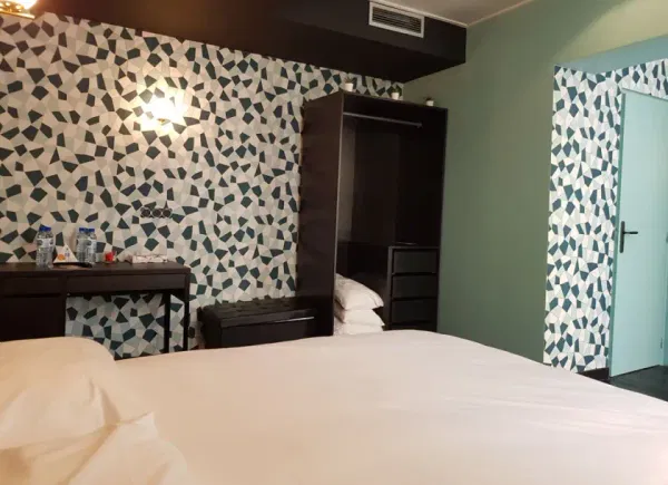 BRIT HOTEL REIMS CENTRE Aux Sacres, Hôtel 3*, Reims, Grand Est, France
