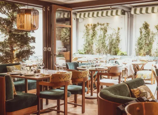 Midô Paris, Restaurant, Paris, Île-de-France, France