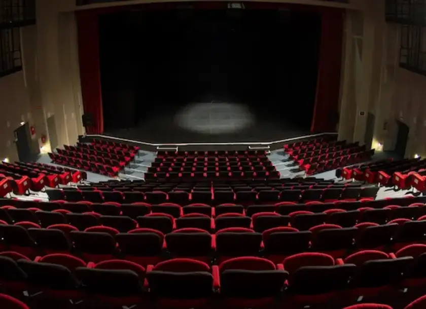 Pasino Hyères & hôtel les Palmiers, Casino, Hyères, Provence-Alpes-Côte d'Azur, France