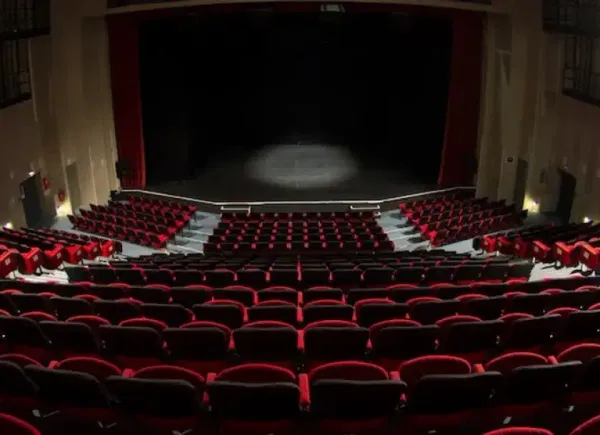 Pasino Hyères & hôtel les Palmiers, Casino, Hyères, Provence-Alpes-Côte d'Azur, France