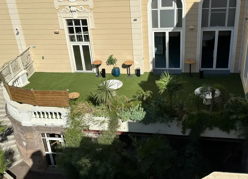 Pasino Hyères & hôtel les Palmiers, Casino, Hyères, Provence-Alpes-Côte d'Azur, France