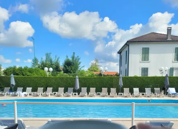 Hôtel COSMOS & SPA***, Hôtel 3*, Contrexeville, Grand Est, France