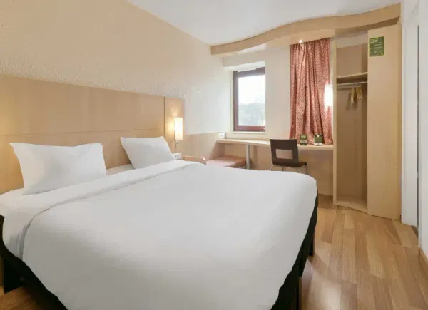 B&B Le Mans Centre Cathédrale 3*, Hôtel 3*, Le-mans, Pays de la Loire, France