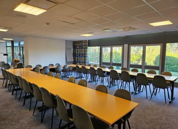 Sowell Hôtels Ardèche, Hôtel 3*, Grospierres, Auvergne-Rhône-Alpes, France