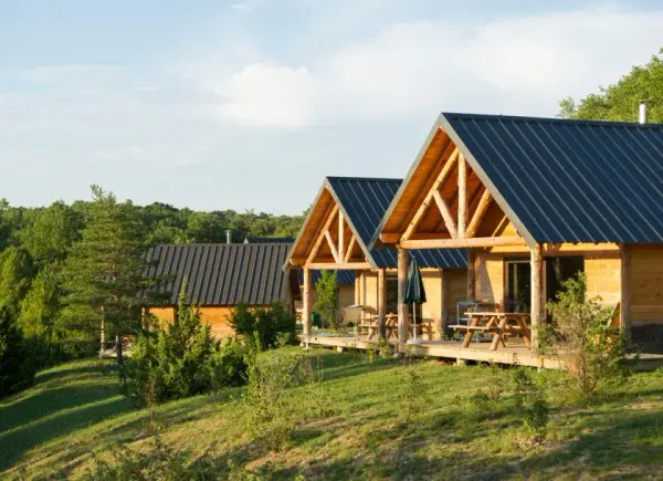Huttopia Ardèche, Hôtel 3*, Vagnas, Auvergne-Rhône-Alpes, France