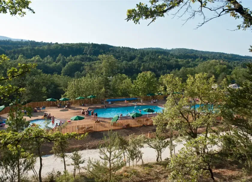 Huttopia Ardèche, Hôtel 3*, Vagnas, Auvergne-Rhône-Alpes, France