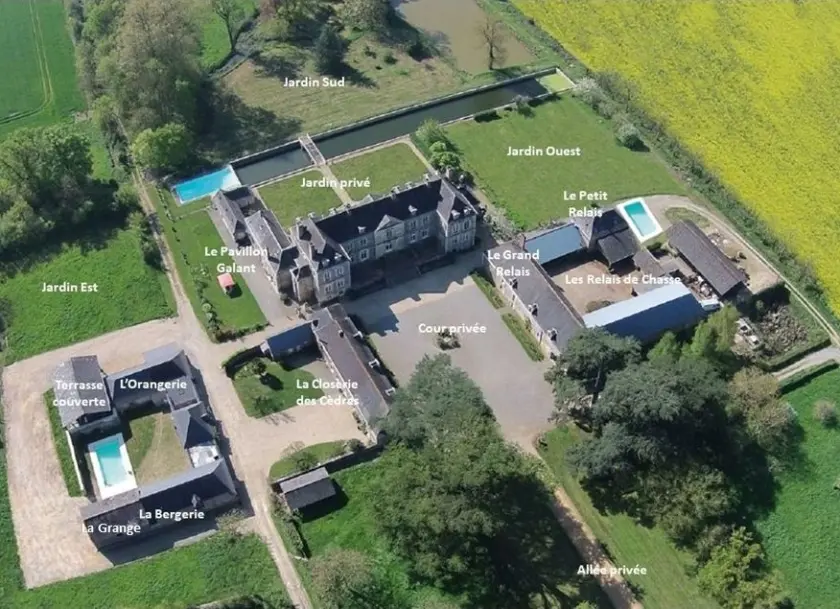 Le Domaine des Courans, Château / Domaine, Gennes-Longuefuye, Pays de la Loire, France