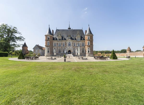 Château de Tilly, Restaurant, Boissey-le-Châtel, Normandie, France