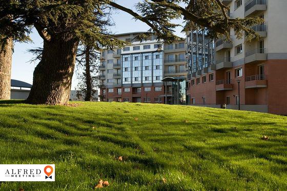 Zenitude Hôtel & Résidences Le Parc de l'Escale ****, Toulouse, Occitanie, France