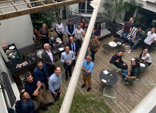 Emergence Coworking Paris, Centre d'affaires, France