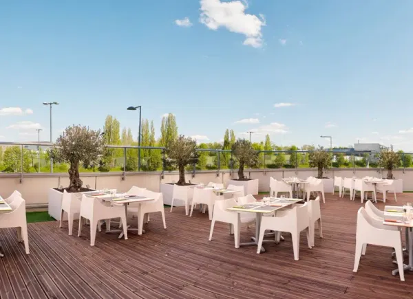Park Inn by Radisson Lille Grand Stade ****, Hôtel 4*, Villeneuve-d'ascq, Hauts-de-France, France