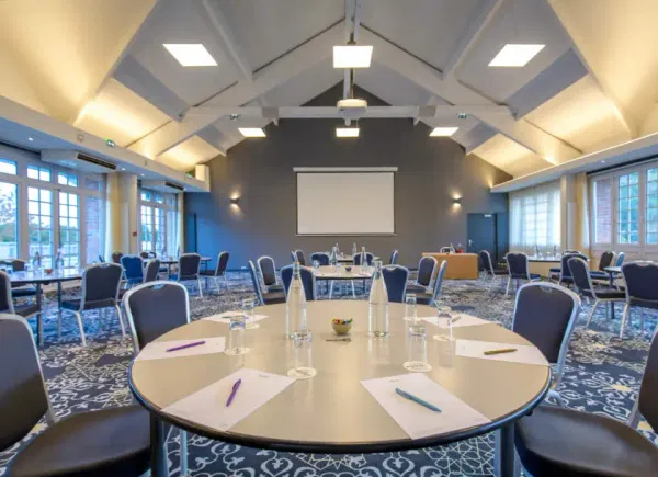 Mercure Chantilly ****, Hôtel 4*, Vineuil-saint-firmin, Hauts-de-France, France