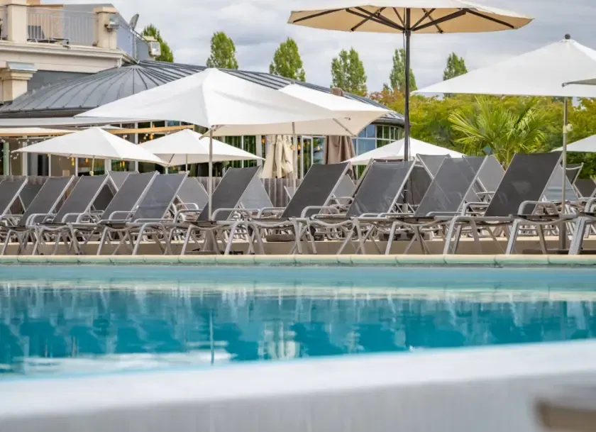 Mercure Chantilly ****, Hôtel 4*, Vineuil-saint-firmin, Hauts-de-France, France