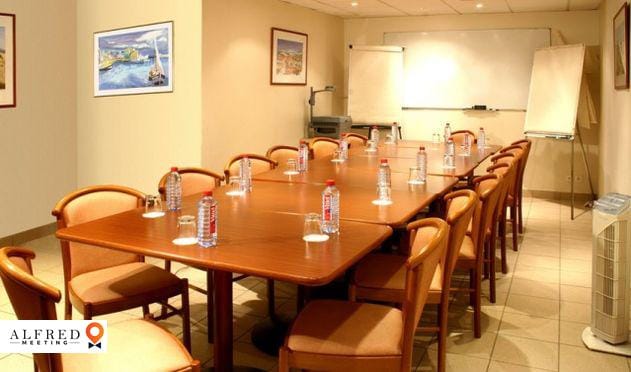 Europe Hôtel Paris Eiffel ***, Hôtel 3*, France