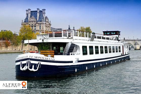 Le Montebello, Bateau Naviguant, Paris, Île-de-France, France