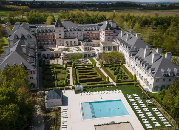 Dream Castle **** Fabulous Hotels group, Hôtel 4*, Magny-le-hongre, Île-de-France, France
