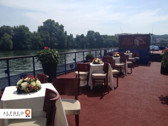 Quai 55, Bateau Naviguant, Boulogne-Billancourt, Île-de-France, France