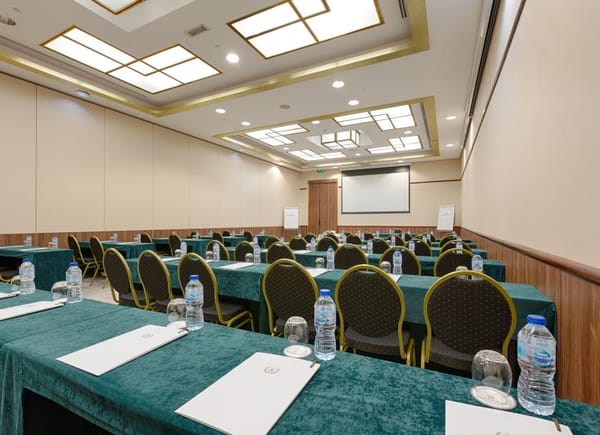 Evergreen Laurel Hôtel ****, Hôtel 4*, Levallois-Perret, Île-de-France, France