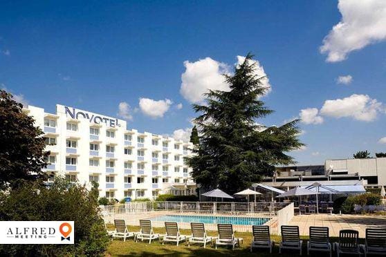 Novotel Massy Palaiseau ****, Hôtel 4*, France