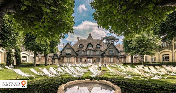 Le Manoir - Paris Country Club, Espace Culturel / Artistique, Rueil-Malmaison, Île-de-France, France