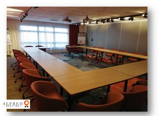 Mercure Paris Massy Gare TGV ****, Hôtel 4*, France