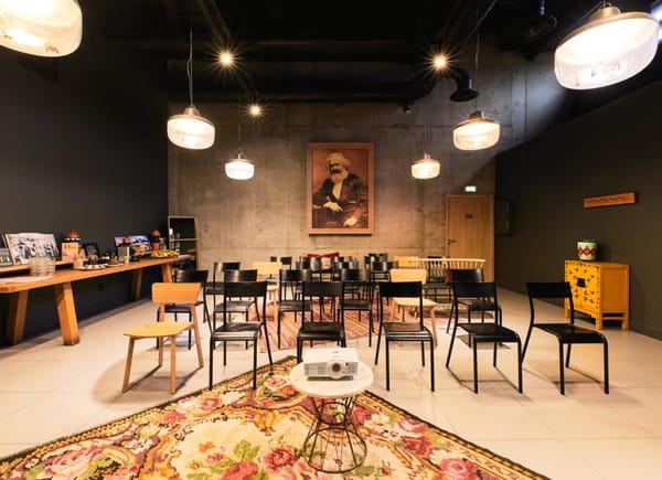 Mob Hotel - Lyon Confluence, Hôtel 3*, France