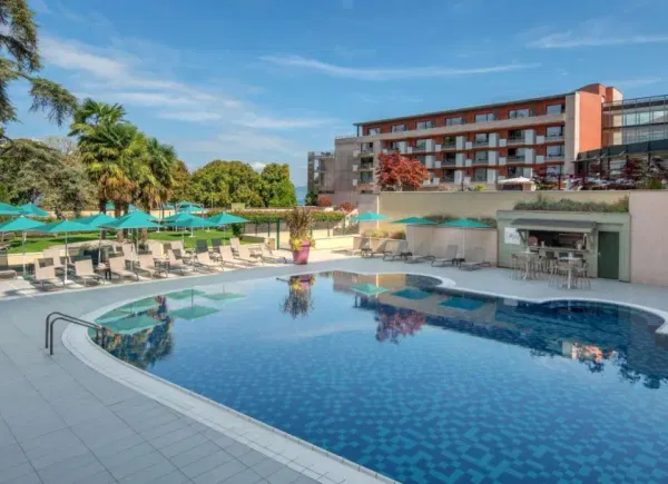 Hilton Evian-les-Bains****, Hôtel 4*, Evian-les-bains, Auvergne-Rhône-Alpes, France