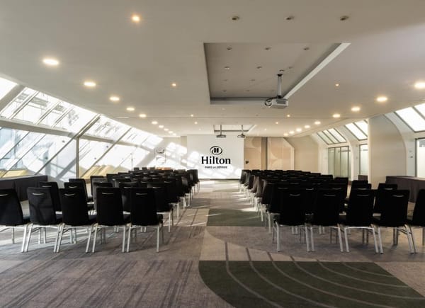 Hilton Paris La Défense ****, Hôtel 4*, Puteaux, Île-de-France, France