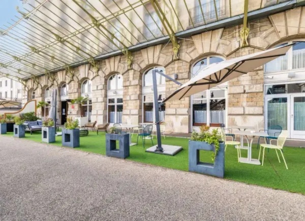 Mercure Lyon Centre Château Perrache ****, Hôtel 4*, Lyon, Auvergne-Rhône-Alpes, France