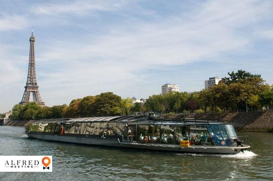 Bateaux Parisiens, Bateau Naviguant, France