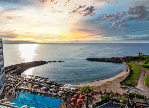 Pullman Cannes Mandelieu Royal Casino ****, Hôtel 4*, Mandelieu-la-Napoule, France