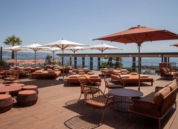 Pullman Cannes Mandelieu Royal Casino ****, Hôtel 4*, Mandelieu-la-Napoule, France