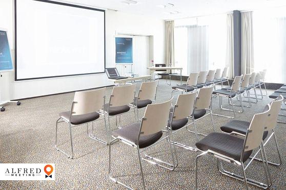 Novotel Marseille Est ****, France