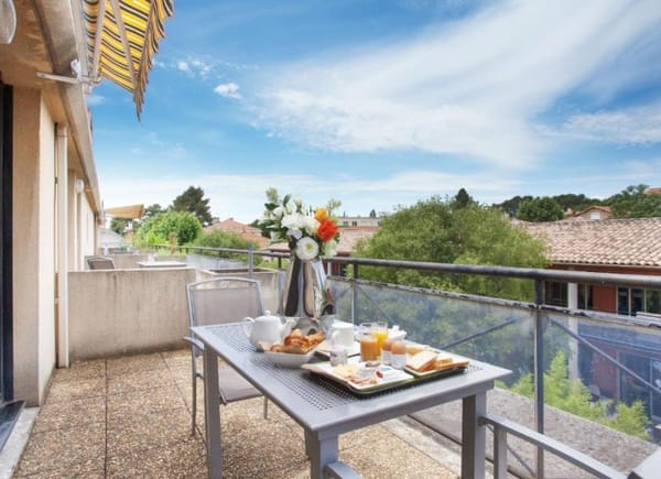 Appart'Hôtel Odalys les Floridianes ***, Hôtel 3*, Aix-en-Provence, Provence-Alpes-Côte d'Azur, France
