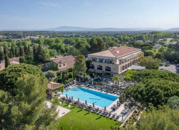 Hôtel Le Vallon de Valrugues & Spa *****, Hôtel 5*, Saint-Rémy-de-Provence, Provence-Alpes-Côte d'Azur, France