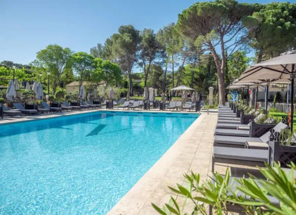 Hôtel Le Vallon de Valrugues & Spa *****, Hôtel 5*, Saint-Rémy-de-Provence, Provence-Alpes-Côte d'Azur, France