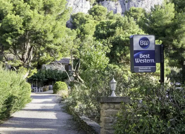 Domaine De Roquerousse, Restaurant, Salon-de-provence, Provence-Alpes-Côte d'Azur, France