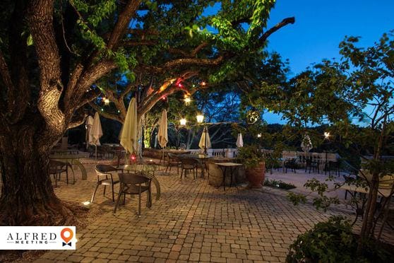 Auberge de Noves Hôtel *****, Château / Domaine, France