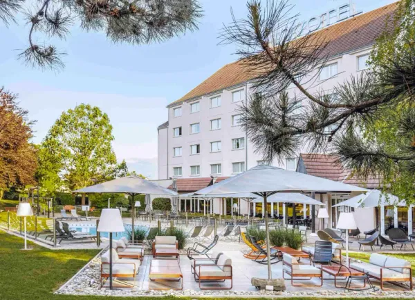 Novotel Beaune ****, Hôtel 4*, Beaune, Bourgogne-Franche-Comté, France