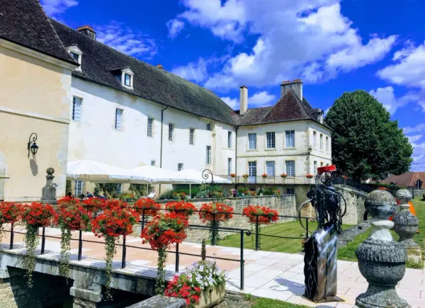 Château de Gilly ****, Restaurant, Gilly-lès-cîteaux, Bourgogne-Franche-Comté, France