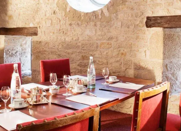 Château de Gilly ****, Restaurant, Gilly-lès-cîteaux, Bourgogne-Franche-Comté, France