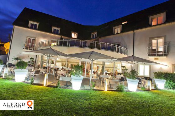 Le Richebourg Hôtel Restaurant & Spa ****, Restaurant, Vosne-Romanée, France